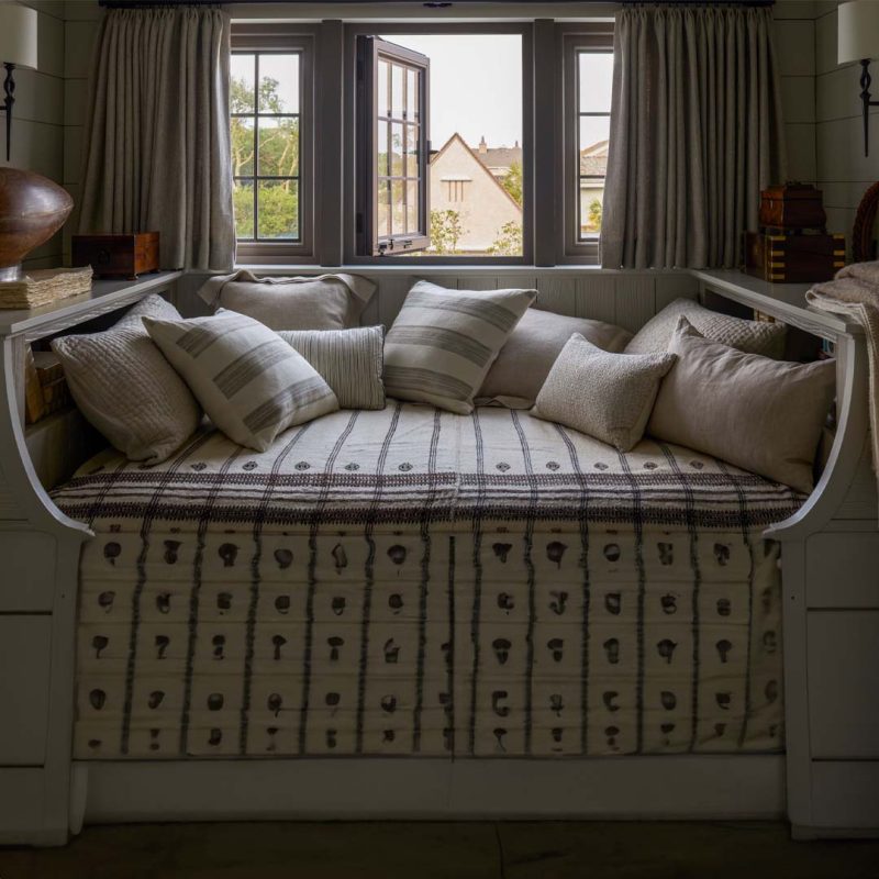 چیدمان منزل با مبلمان راحتی