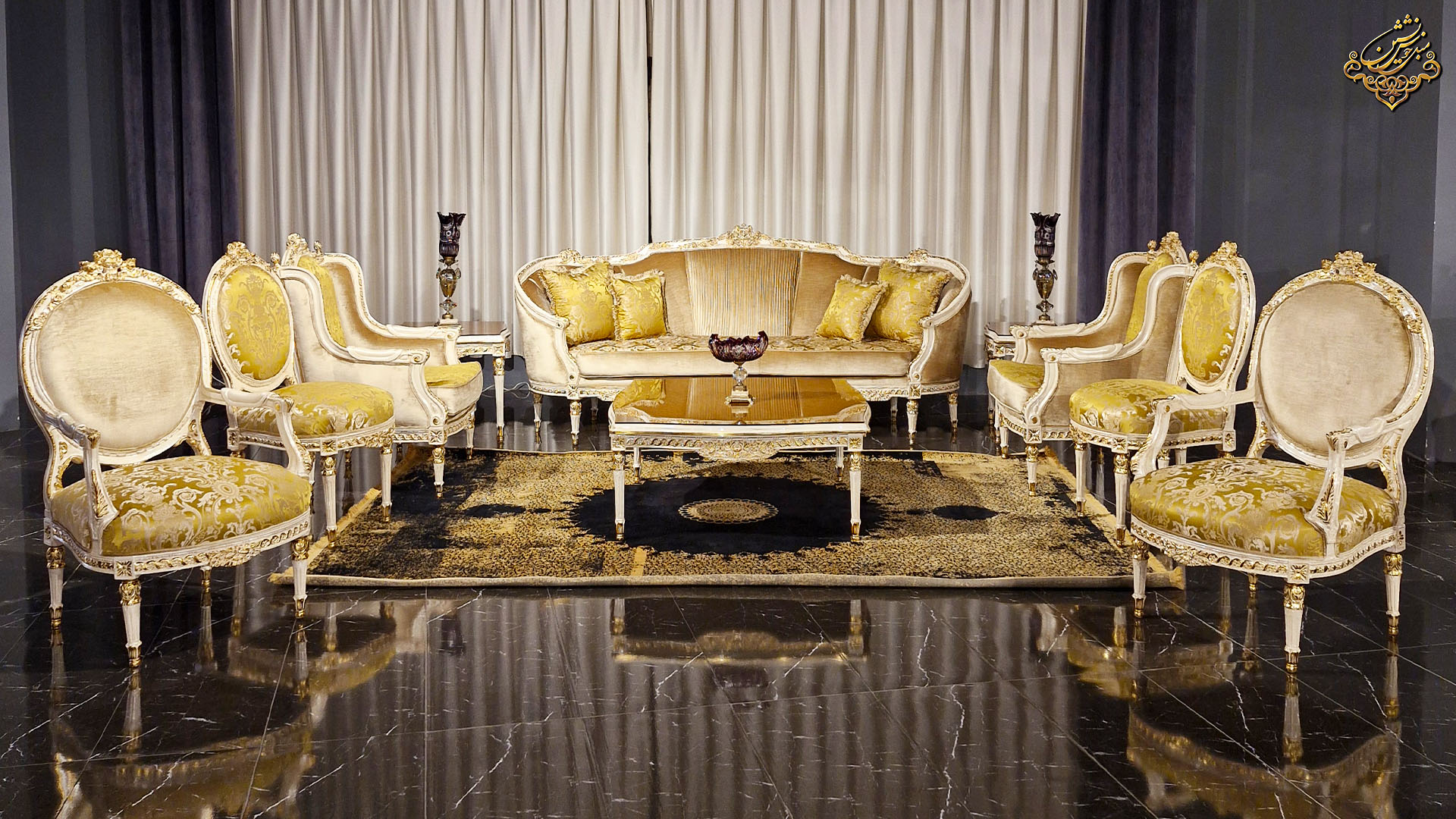 مبل کلاسیک لاکچری