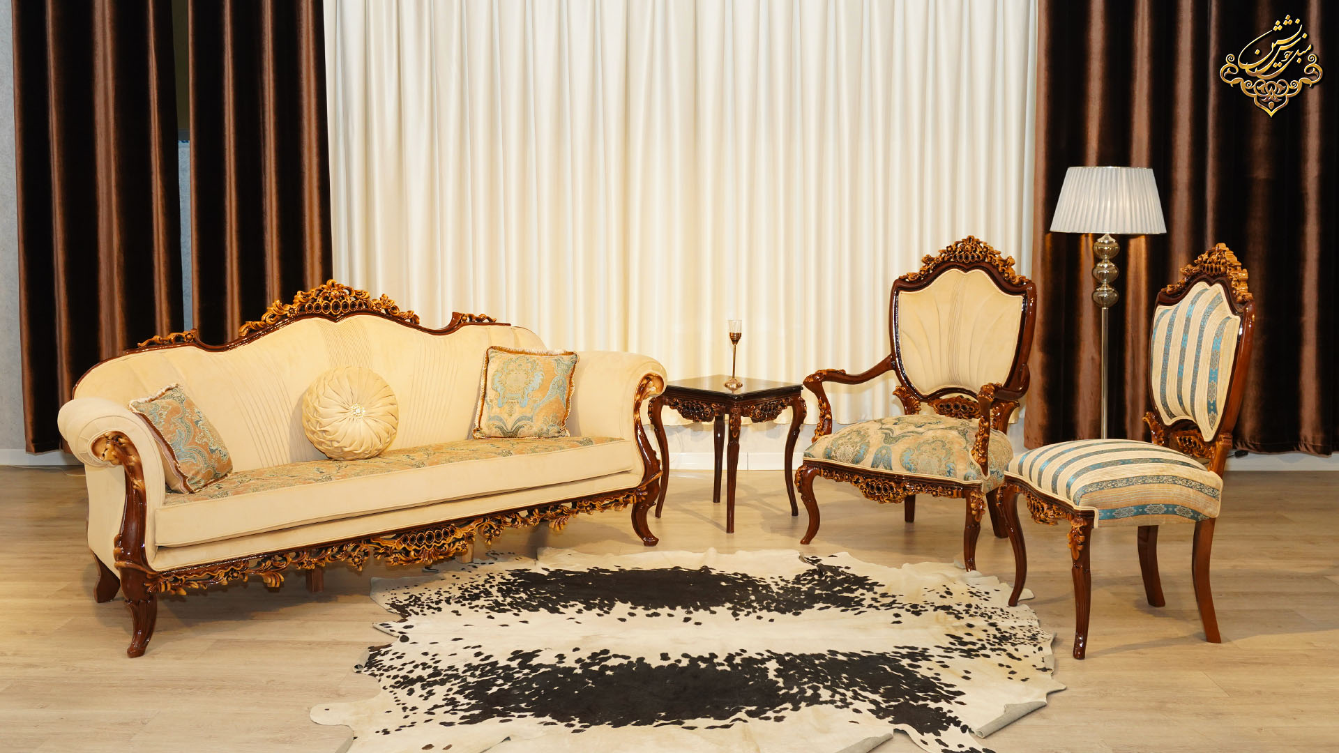 مبل فرانسوی چیست