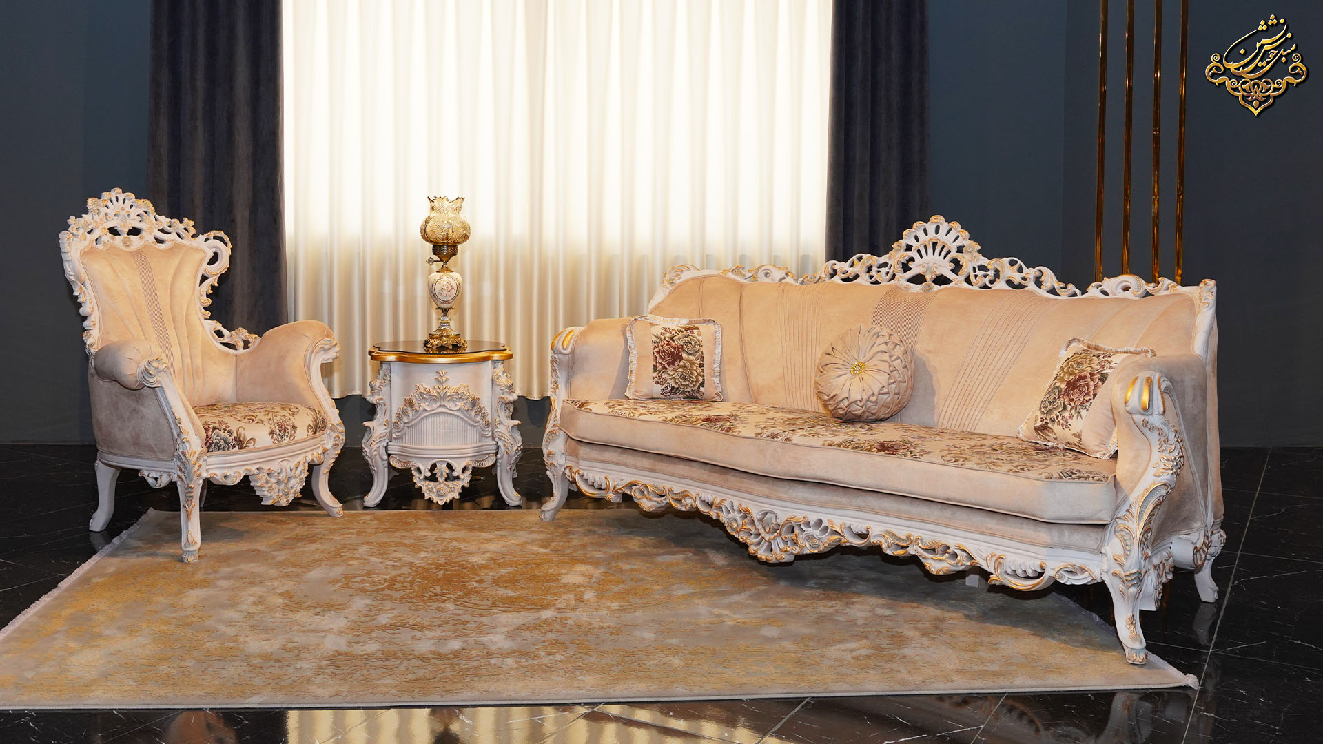 مبل فرانسوی چیست