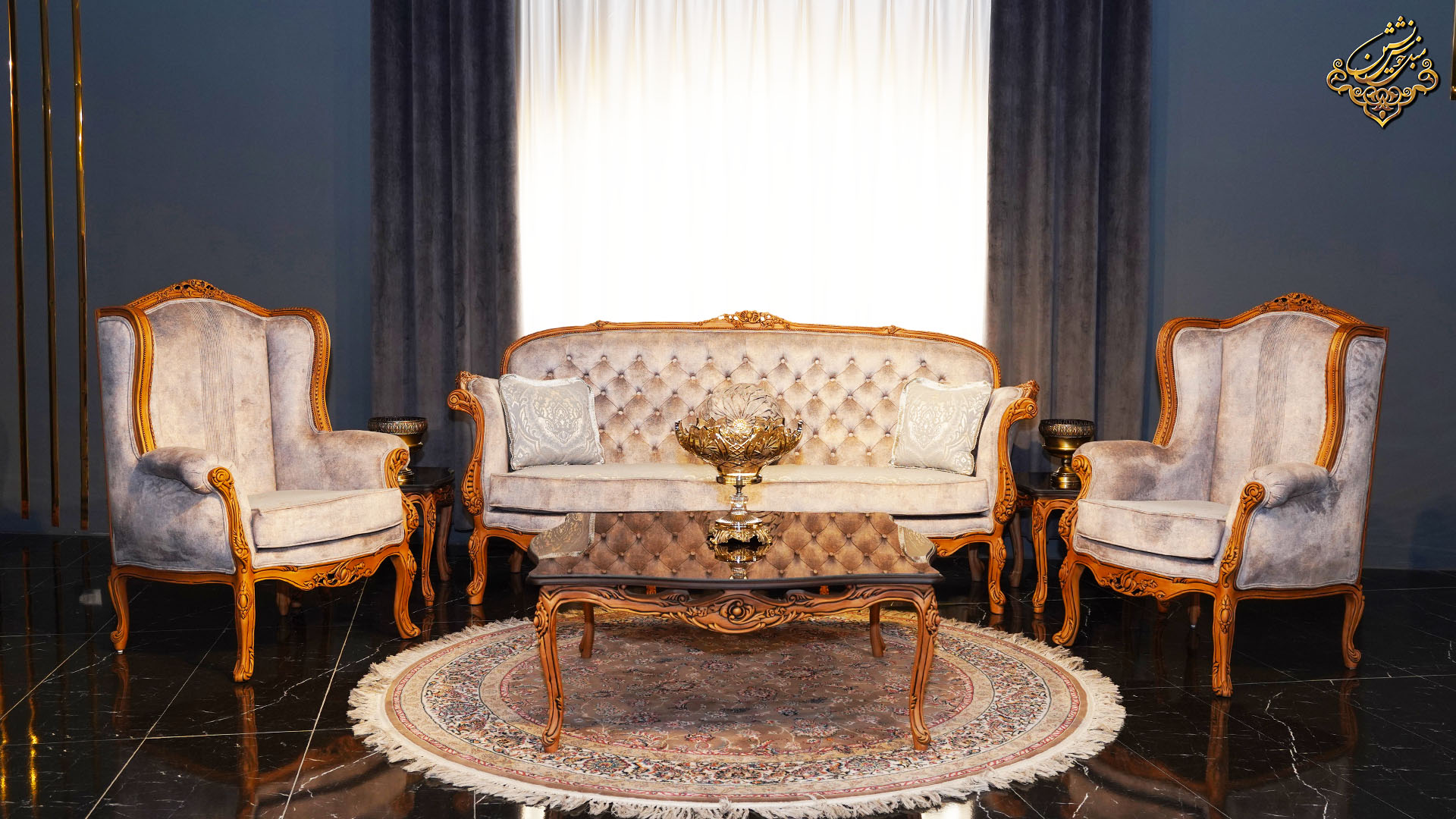 مبل فرانسوی چیست