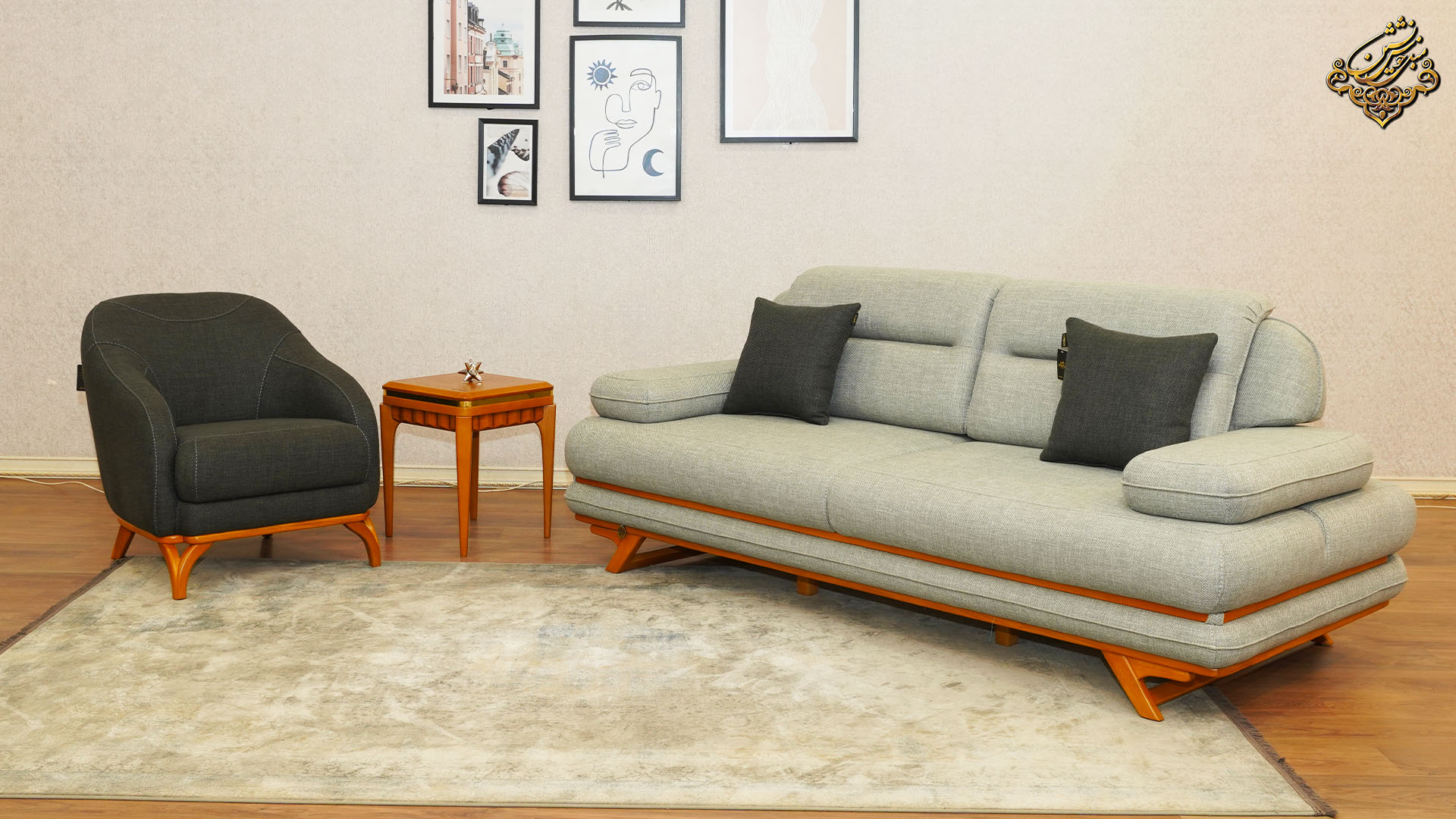 مبل طوسی تیره با چه رنگی ست میشه