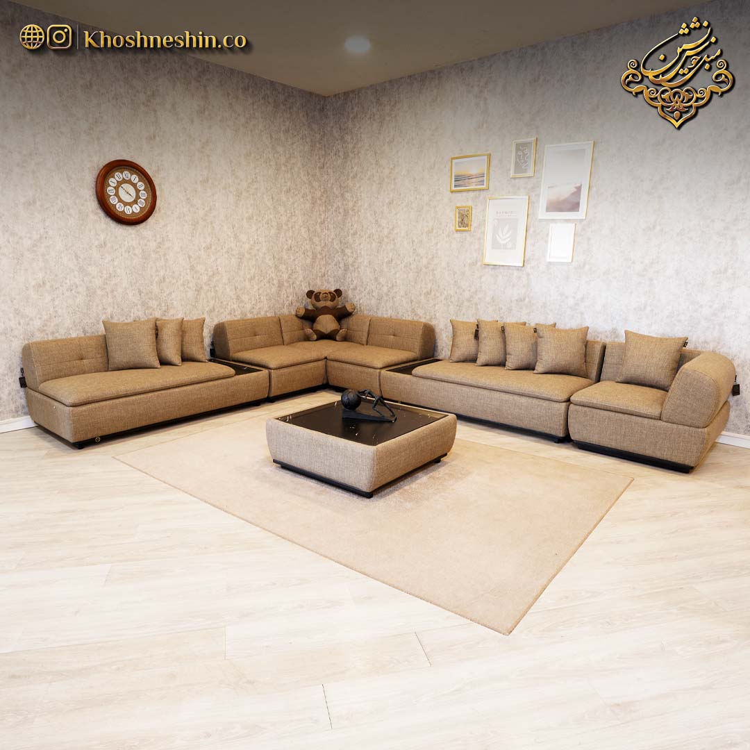 مبل راحتی جلو تلویزیون