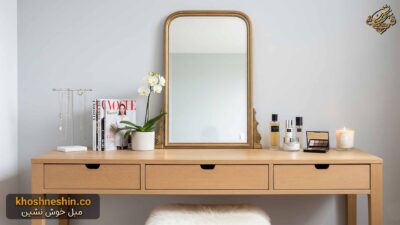 چیدمان میز آرایش ساده