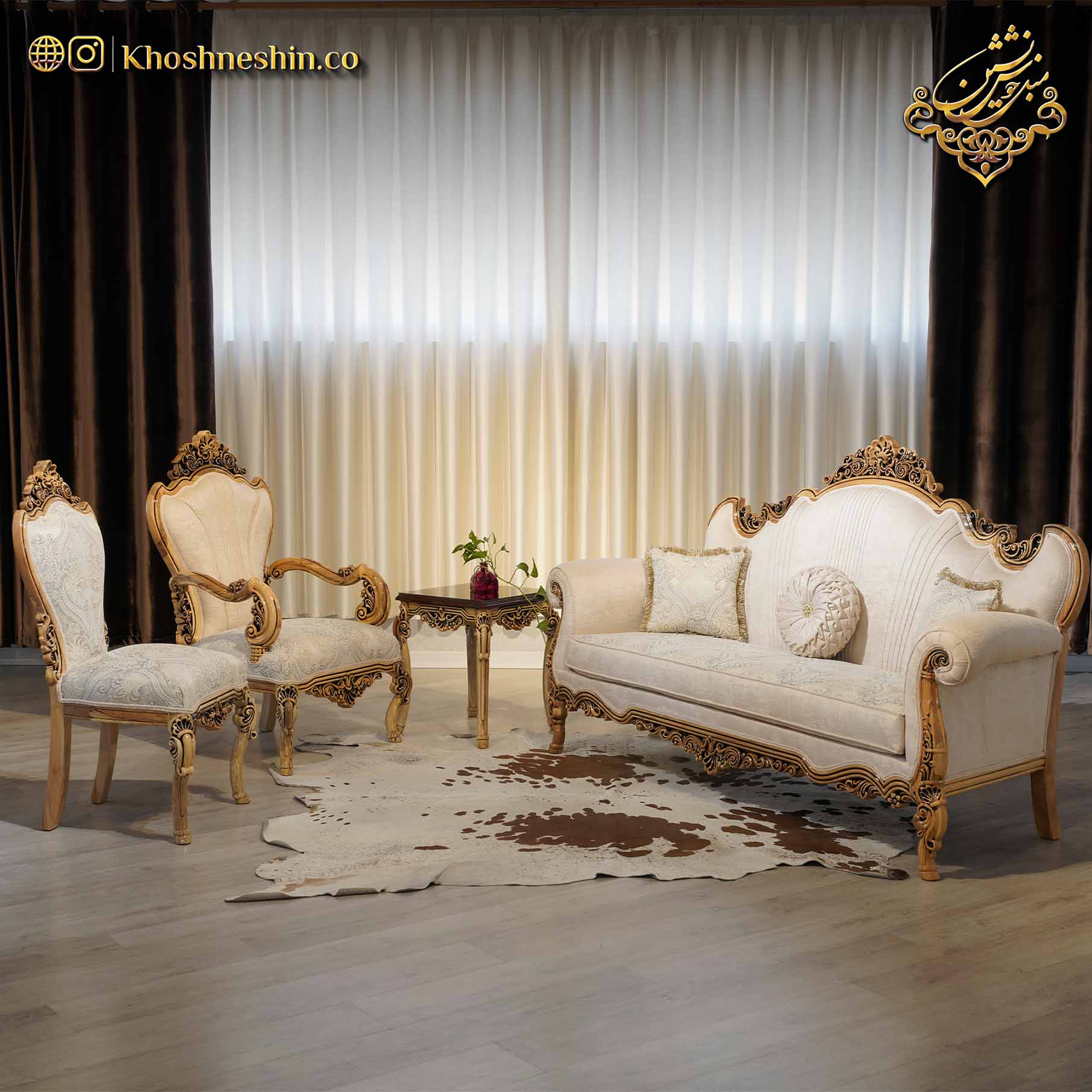 مبل کلاسیک تاج دار مدل آیدین با پارچه سفید